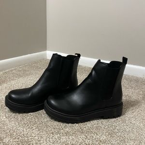 Women Black Ankle Boots Soda 8
